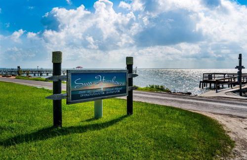 Fulton House | A Salty Texan - Sun Harbor Cottage #10