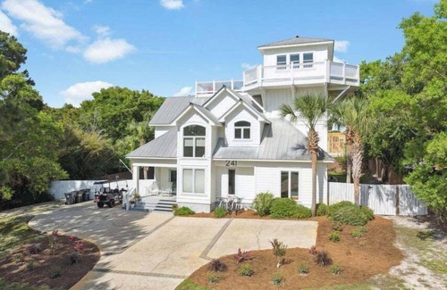 Gulf Pines House | A Sea of Blue ~ 2 Golf Carts ~ Private Pool ~ Steps to Private Beach Access
