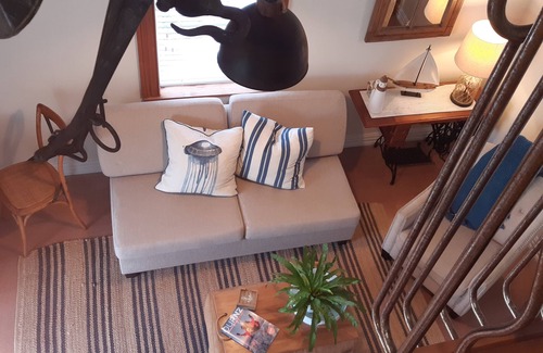 Onehunga Bed & Breakfast | A Self-contained boutique B&B offering privacy and character.