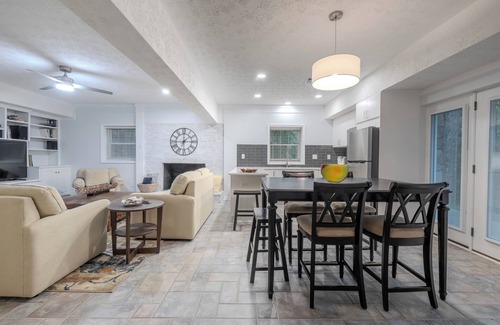Greer Apartment | A Serene Retreat with Modern Comforts