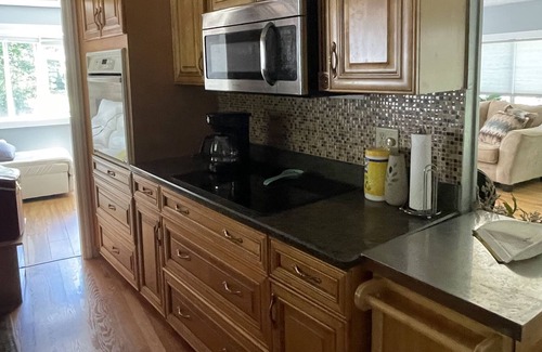 Homosassa House | A short golf cart ride away from Old Homosassa