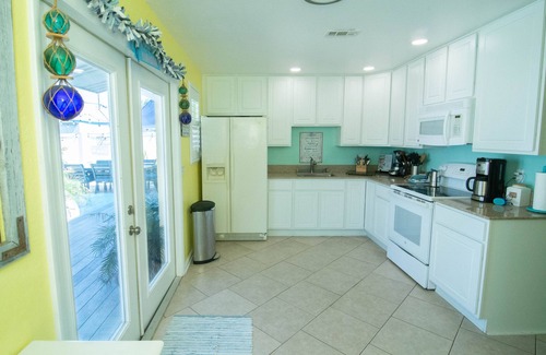 Roberta Heights House | A Slice of Paradise just steps from the ocean & the Intracoastal
