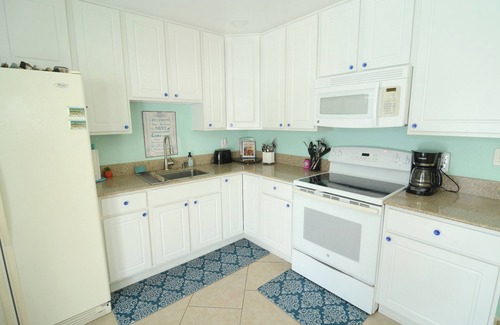Roberta Heights House | A Slice of Paradise just steps from the ocean & the Intracoastal
