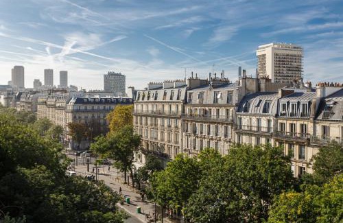 Jardin des plantes Apartment | A So Parisian Cocoon