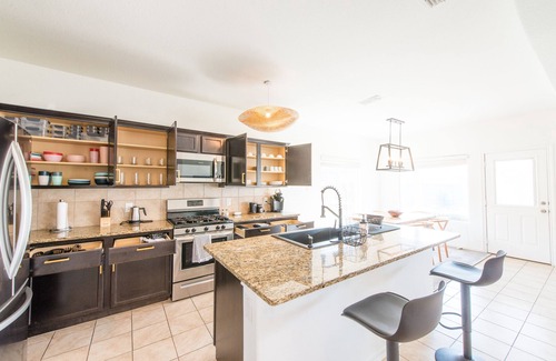 Fort Worth House | A Spacious And Fully Stocked House