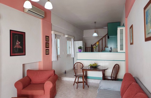 Pilalimata House | A Spacious Cretan House Next To The Sea, Family and Couple Friendly with Terrace