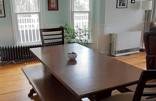 Cayuga House | A spacious lake view house in the heart of the Finger Lakes!