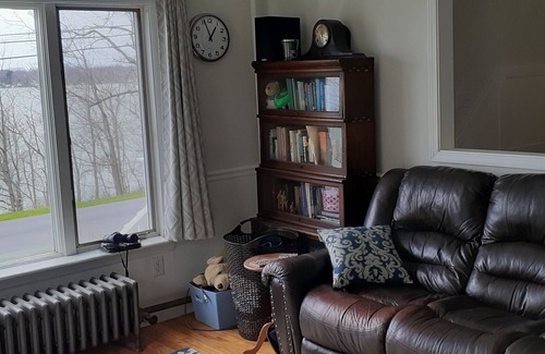 Cayuga House | A spacious lake view house in the heart of the Finger Lakes!