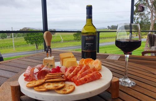 Ballandean House | A Stanthorpe Getaway
