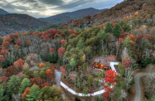 Cherry Log Villa | A Starry Night Brand new cabin nestled in the Aska Adventure Area