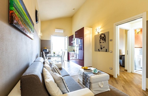Lucca Historical Center Apartment | A stone's throw from the historic center, apartment with terrace.