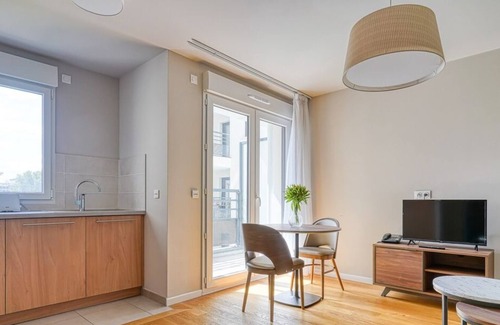 Issy-les-Moulineaux Apartment | A stone’s throw from Paris - The Gracious
