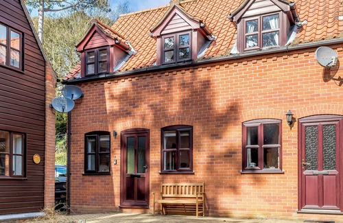 Cromer Cottage | A stylish getaway for discerning guests looking for a great coastal break.