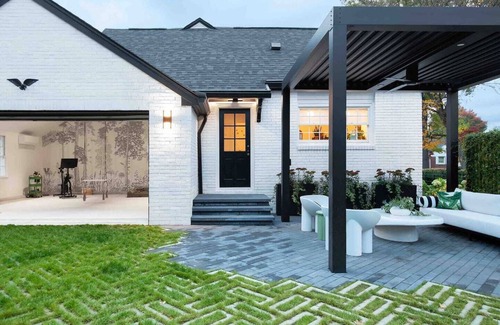 Indianapolis House | A stylish retreat in a beautiful 1924 Bungalow in the heart of Butler-Tarkington - Pet Friendly