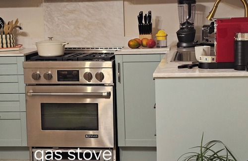 Douglas Apartment | A SUMMERS DREAM 3 bedroom apt. Peaceful , lush secret garden in Coral Gables