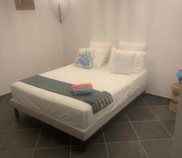 Figari Bed & Breakfast | A Teghja