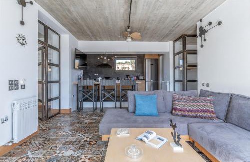 Tinos Villa | A The Country House