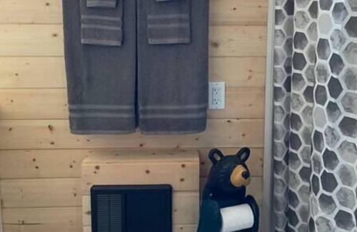 Sumner Apartment | A Tiny home in a "Small town".
