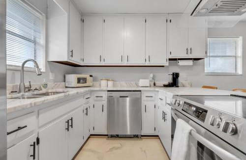 Live Oak Hills Apartment | A Touch of Serenity