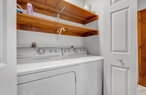 Live Oak Hills Apartment | A Touch of Serenity