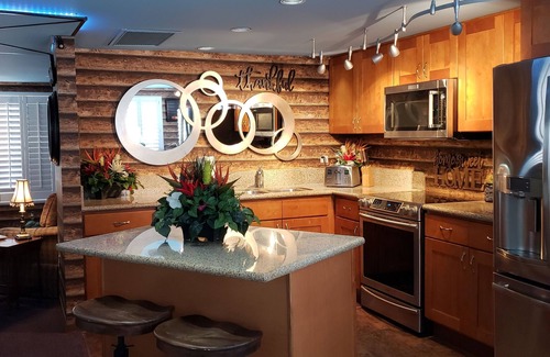 Bakersfield House | A Treasure in the middle of Bakersfield Wi-Fi Pet Friendly