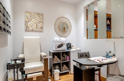 Cheddar Ski Chalet | A two-bedroom lodge with a stylish and contemporary feel throughout.