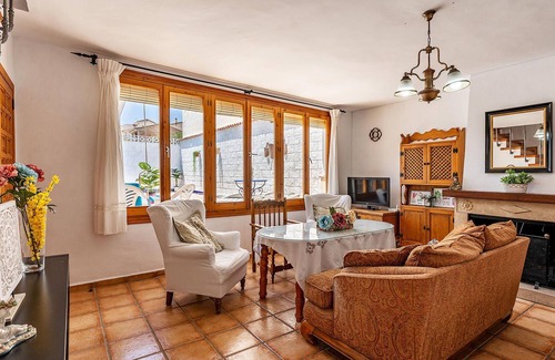 Villanueva de Tapia House | A typical Andalusian house in Villanueva de Tapia with swimming pool awaits you.