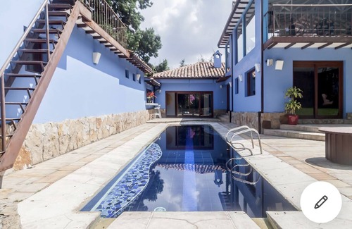 Suba House | A Unique Oasis in the city in Bogota