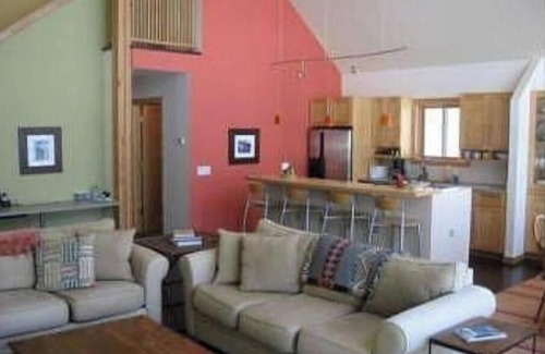 Northwoods Beach Ski Chalet | A very beautiful chalet