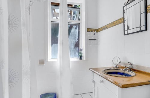 Ballum House | A very spacious vacation home on two floors with room for 11 guests in 5 bedrooms.
