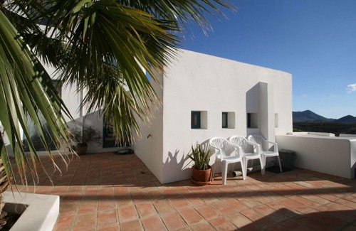 Presillas Bajas House | A very special house in a very special location