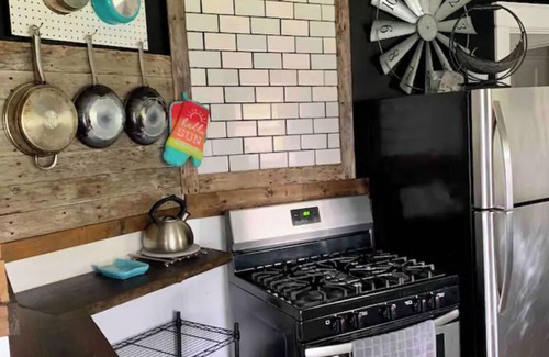 Downtown Niagara Falls Apartment | A vibrant stayn