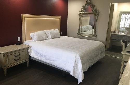 Roseville Hotel | A Victory Inn - Roseville