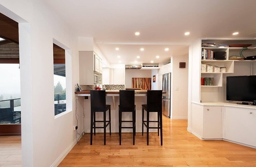 Upper Lonsdale House | A VIEW FROM EVERY ROOM! A PEACEFUL, NATURAL SETTING WITH A HOT TUB!