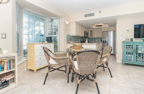 Palm Island Villa | A view of Gulf of Mexico, plus access to all the resort amenities! A3214C
