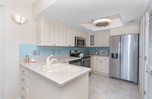 Palm Island Villa | A view of Gulf of Mexico, plus access to all the resort amenities! A3214C