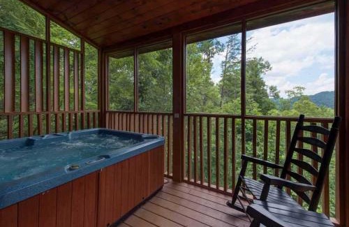 Gatlinburg House | A Walk in the Clouds