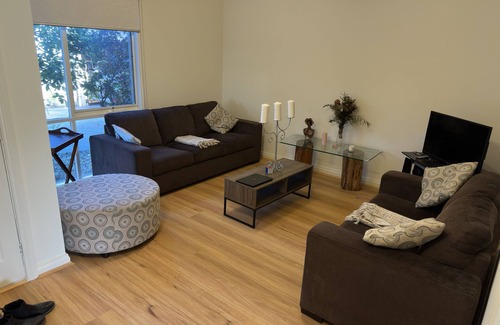 Doncaster East House | A warm home close to everything.