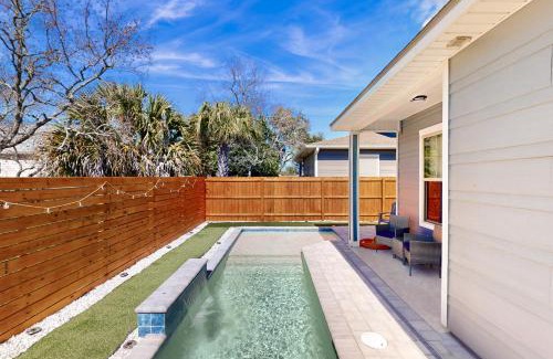 Laguna Beach Estates House | A Wave From It All