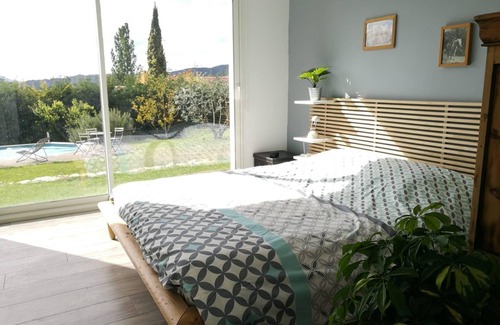 Auriol Villa | A weekend, a week, a month, between Aix en Provence, Marseille and Cassis.