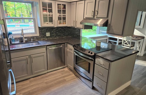 Saratoga Springs House | A welcoming retreat ideally situated just 10 minutes from Saratoga Springs.