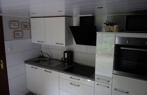 Barssel House | A whole house for her alone!