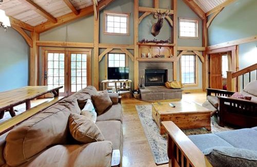Oakland House | A Winter View