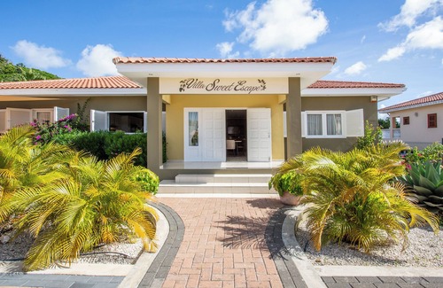Willemstad Villa | A wonderful, centrally located family villa with private pool and apartment