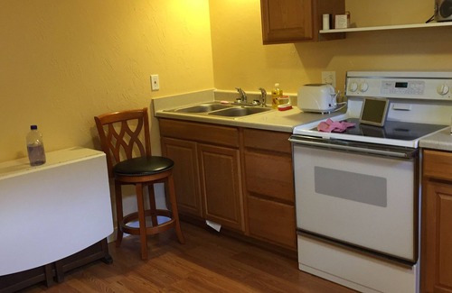 Franklin to the Fort Apartment | A "Wright" Place To Stay In Missoula