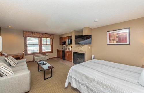 Thayerville Apartment | A118 Studio Standard View