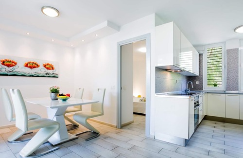 El Madronal Apartment | A13 Optimist beautiful and comfortable