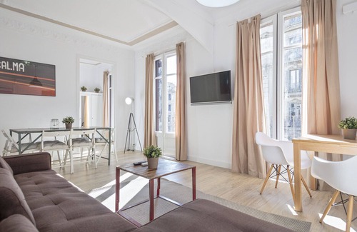 L'Antiga Esquerra de l'Eixample Apartment | A21