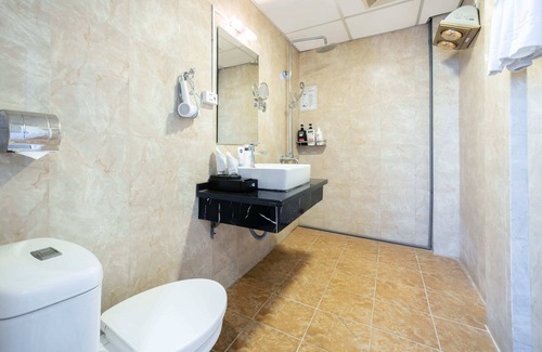 Van Mieu Hotel | A25 Hotel - 28 Tran Quy Cap
