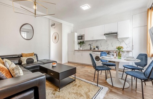 3rd Arrondissement Apartment | A32#Republique # Marais # 1BedRoom # Paris03 # AC